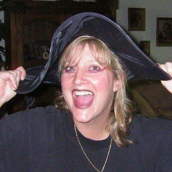 Meet your Posher, Kim - Picture 1 of 1